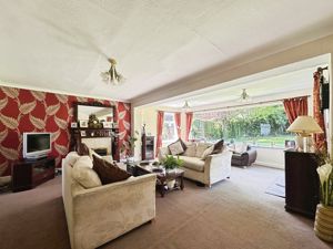 Extended Lounge- click for photo gallery